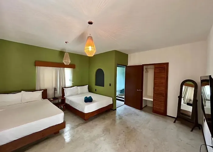 Private 3 Floors Building Apartment *