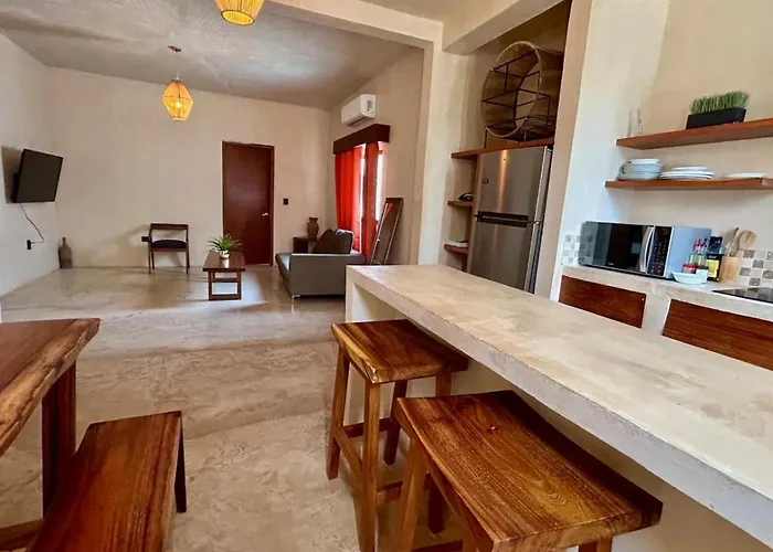 Private 3 Floors Building Apartment *