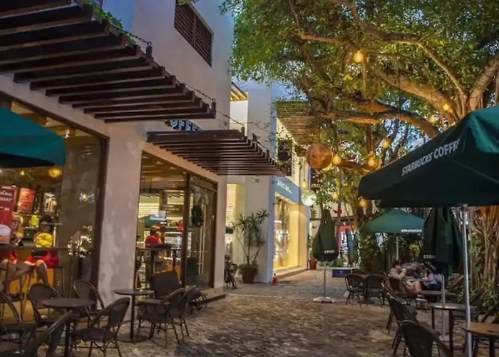 Private 3 Floors Building Apartment *